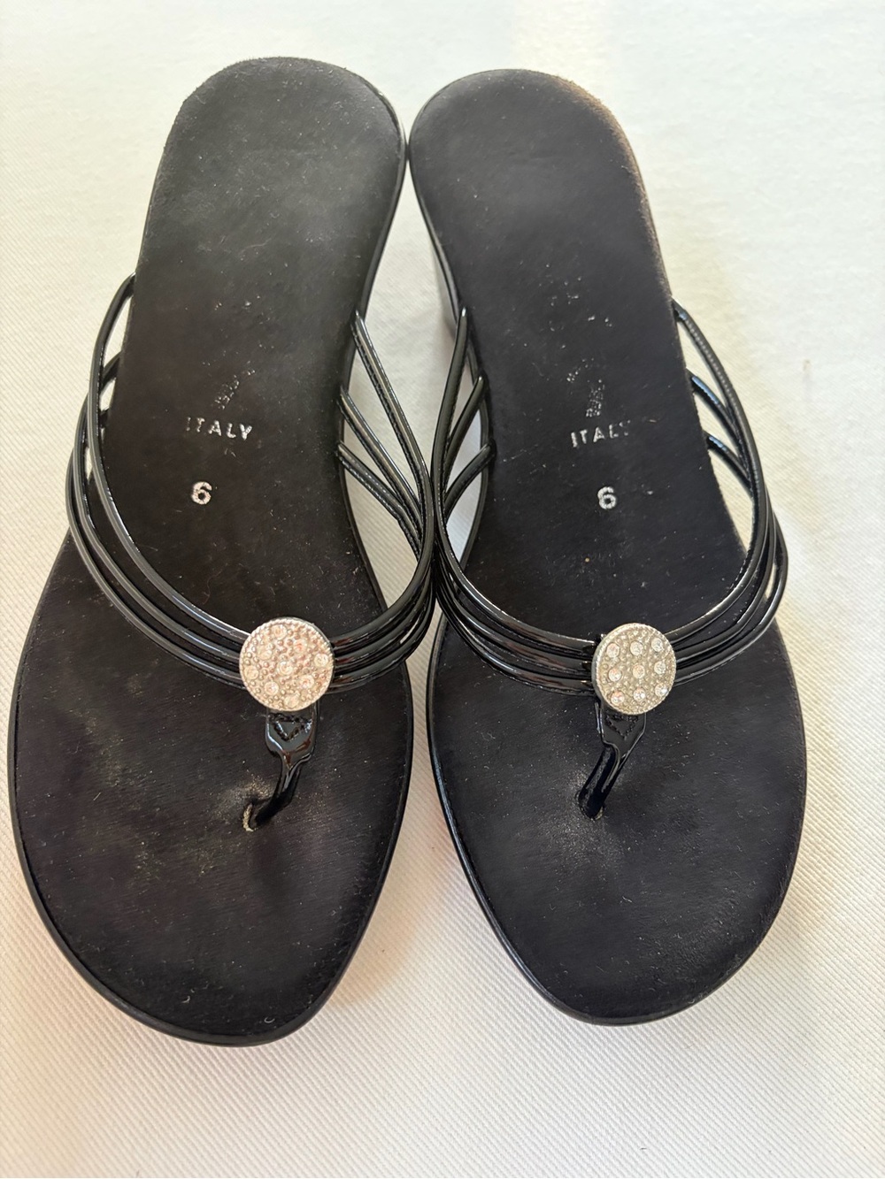 Black Women's Crystal Accent Thong Sandals
